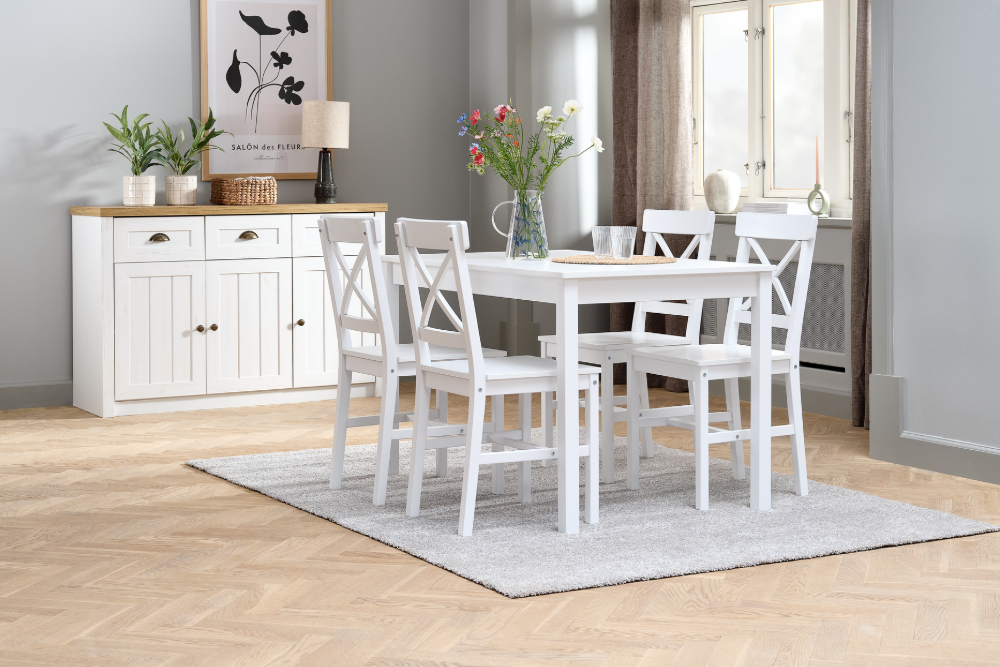 Jídelní set EJBY - 5000 Kč ( původně 6000 Kč)