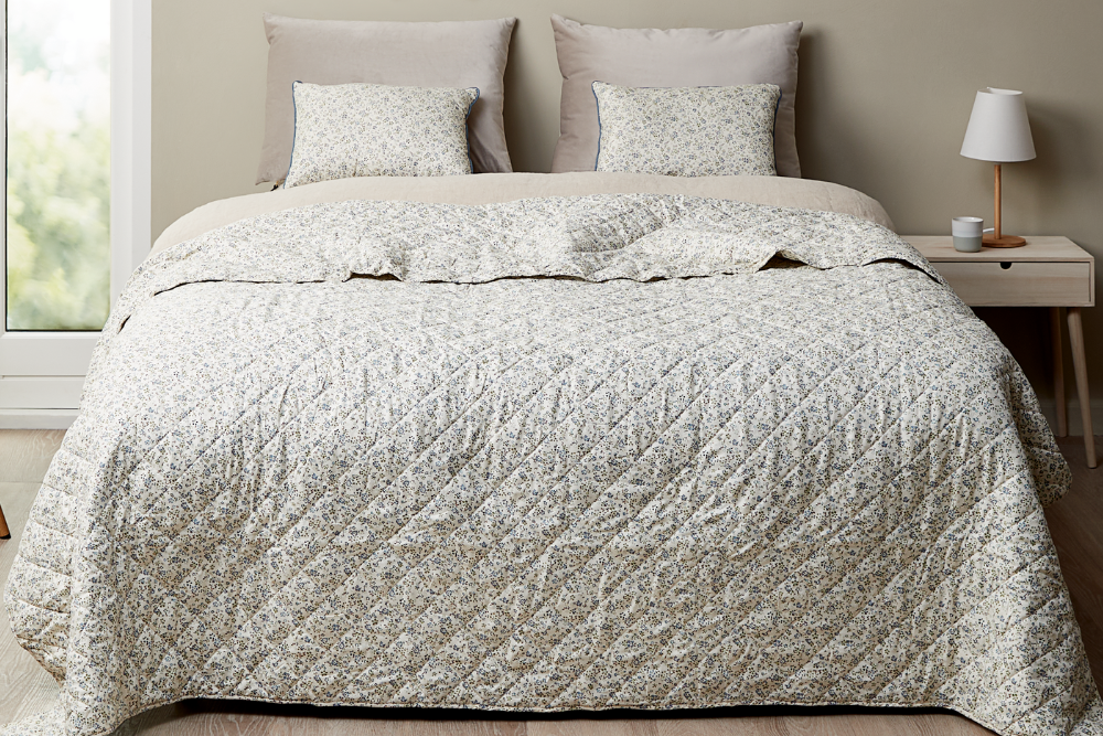 Přehoz FRESIA - 500 Kč (původně 650 Kč)